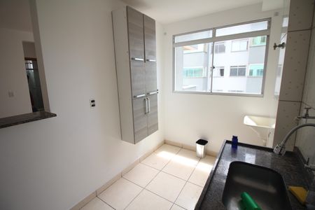 Apartamento à venda com 61m², 2 quartos e 1 vagaCozinha e Área de Serviço