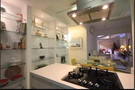 Apartamento à venda com 165m², 3 quartos e 1 vaga