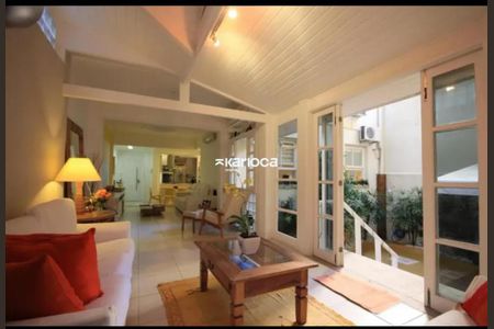 Apartamento à venda com 165m², 3 quartos e 1 vaga