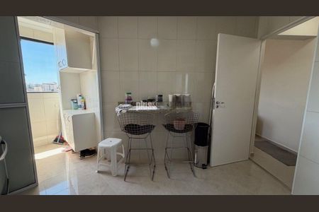 Apartamento à venda com 140m², 2 quartos e 2 vagas