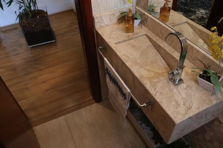 Apartamento à venda com 148m², 2 quartos e 2 vagasLavabo