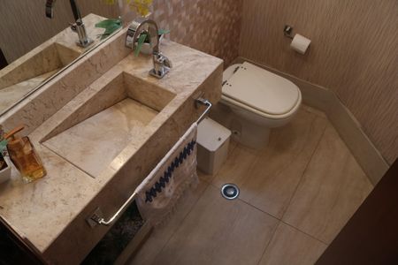 Apartamento à venda com 148m², 2 quartos e 2 vagasLavabo