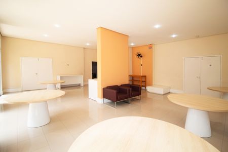 Apartamento à venda com 72m², 2 quartos e 1 vaga