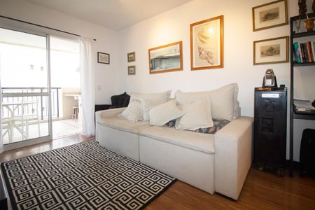 Apartamento à venda com 72m², 2 quartos e 1 vaga