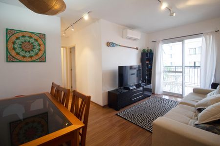 Apartamento à venda com 72m², 2 quartos e 1 vaga