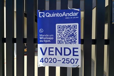 Casa à venda com 180m², 3 quartos e 4 vagasPlaca