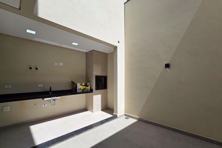 Casa à venda com 180m², 3 quartos e 4 vagasEspaço Gourmet