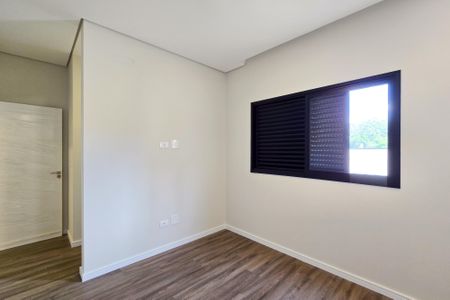 Casa à venda com 180m², 3 quartos e 4 vagasSuíte 1