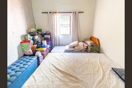 Casa à venda com 242m², 3 quartos e 5 vagasCasa 2 - Quarto