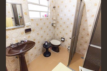 Casa à venda com 242m², 3 quartos e 5 vagasCasa 2 - Banheiro