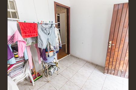 Casa à venda com 242m², 3 quartos e 5 vagasCasa 2 - Área de serviço