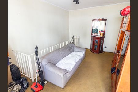 Casa à venda com 242m², 3 quartos e 5 vagasSala