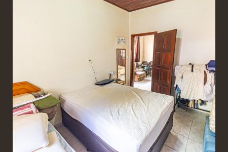 Casa à venda com 242m², 3 quartos e 5 vagasCasa 2 - Quarto