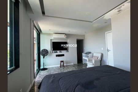 Casa de Condomínio à venda com 3 quartos, 380m² em Taquara, Rio de Janeiro