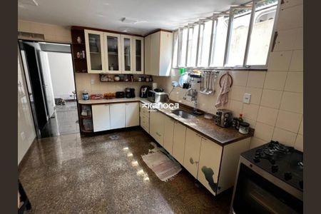 Casa de Condomínio à venda com 3 quartos, 380m² em Taquara, Rio de Janeiro