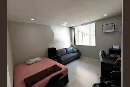 Casa de Condomínio à venda com 3 quartos, 380m² em Taquara, Rio de Janeiro