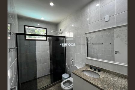 Casa de Condomínio à venda com 3 quartos, 380m² em Taquara, Rio de Janeiro