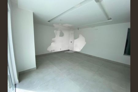 Casa de Condomínio à venda com 4 quartos, 220m² em Vargem Pequena, Rio de Janeiro