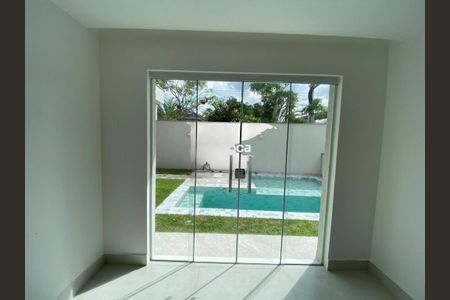 Casa de Condomínio à venda com 4 quartos, 220m² em Vargem Pequena, Rio de Janeiro