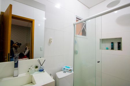 Apartamento para alugar com 120m², 2 quartos e 2 vagas Apartamento para alugar com 120m², 2 quartos e 2 vagasBanheiro do quarto 1