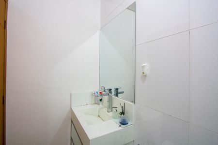 Apartamento para alugar com 120m², 2 quartos e 2 vagas Apartamento para alugar com 120m², 2 quartos e 2 vagasBanheiro do quarto 1