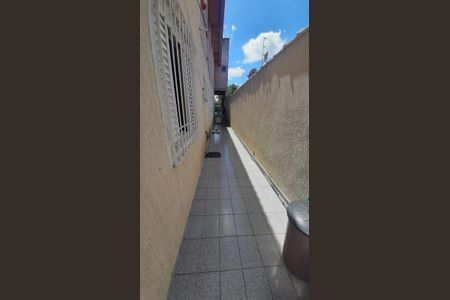 Casa à venda com 150m², 4 quartos e 2 vagasÁrea externa