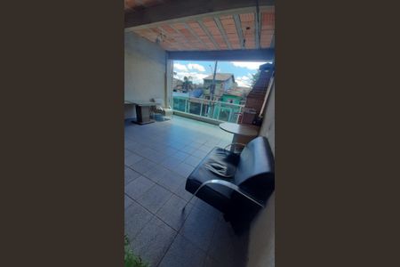 Casa à venda com 150m², 4 quartos e 2 vagasÁrea externa