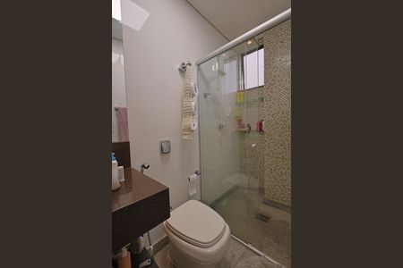 Apartamento à venda com 98m², 3 quartos e 1 vaga Apartamento à venda com 98m², 3 quartos e 1 vagaBanheiro da Suíte