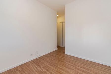 Apartamento à venda com 82m², 3 quartos e 2 vagas Apartamento à venda com 82m², 3 quartos e 2 vagasSuíte