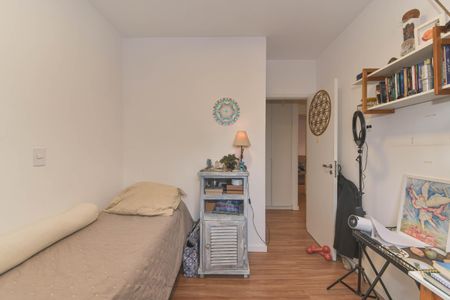 Apartamento à venda com 82m², 3 quartos e 2 vagasQuarto 1