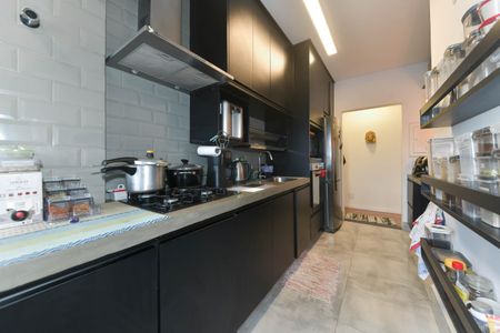 Apartamento à venda com 82m², 3 quartos e 2 vagasCozinha - Lavanderia Integrada