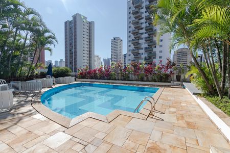 Apartamento à venda com 82m², 3 quartos e 2 vagas Apartamento à venda com 82m², 3 quartos e 2 vagasPiscina