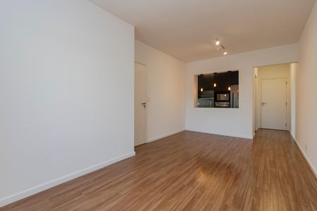 Apartamento à venda com 82m², 3 quartos e 2 vagas Apartamento à venda com 82m², 3 quartos e 2 vagasSala