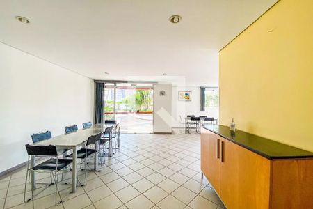 Apartamento à venda com 82m², 3 quartos e 2 vagasÁrea Comum