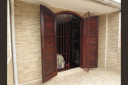 Casa à venda com 97m², 2 quartos e 1 vagaQuarto 2 - Varanda