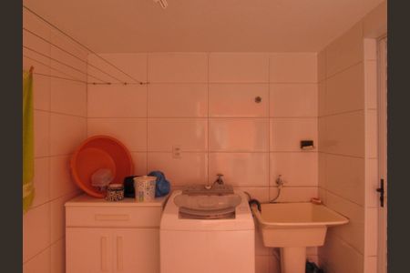 Casa à venda com 97m², 2 quartos e 1 vagaÁrea externa - Área de Serviço