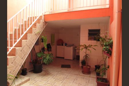 Casa à venda com 97m², 2 quartos e 1 vagaÁrea externa - Área de Serviço