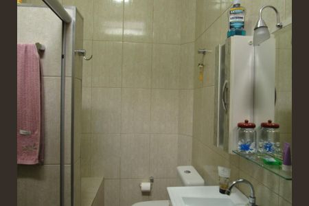 Casa à venda com 97m², 2 quartos e 1 vagaBanheiro 1