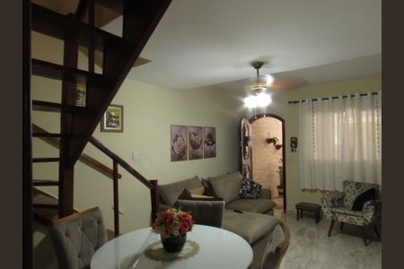 Sala de casa à venda com 2 quartos, 97m² em Bussocaba, Osasco
