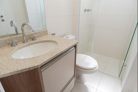 Apartamento para alugar com 67m², 2 quartos e 1 vagaBanheiro 2