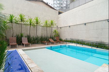 Apartamento para alugar com 67m², 2 quartos e 1 vagaÁrea comum - Piscina