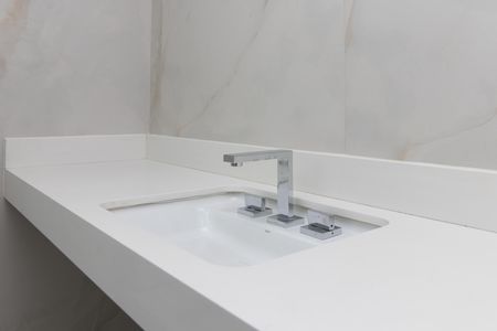 Apartamento à venda com 299m², 4 quartos e 3 vagas Apartamento à venda com 299m², 4 quartos e 3 vagasBanheiro