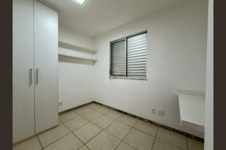 Apartamento à venda com 3 quartos, 80m² em Calafate, Belo Horizonte