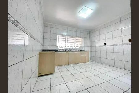 Casa à venda com 224m², 3 quartos e 2 vagas Casa à venda com 224m², 3 quartos e 2 vagasFoto 04