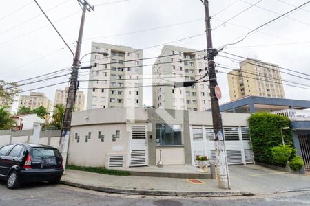 Apartamento para alugar com 60m², 2 quartos e 1 vagaFachada