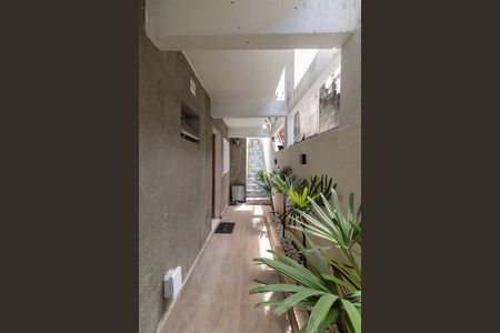 Área Comum - Entrada de casa de condomínio para alugar com 1 quarto, 20m² em Jardim Lisboa, São Paulo