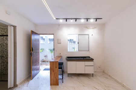 Studio de casa de condomínio para alugar com 1 quarto, 20m² em Jardim Lisboa, São Paulo