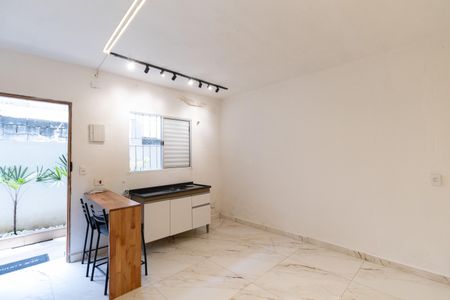 Casa de condomínio para alugar com 20m², 1 quarto e sem vagaStudio