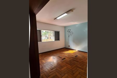 Casa para alugar com 230m², 3 quartos e 2 vagas