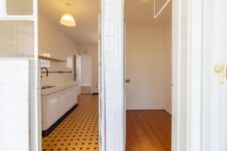 Apartamento à venda com 107m², 2 quartos e 1 vagaÁrea de Serviço